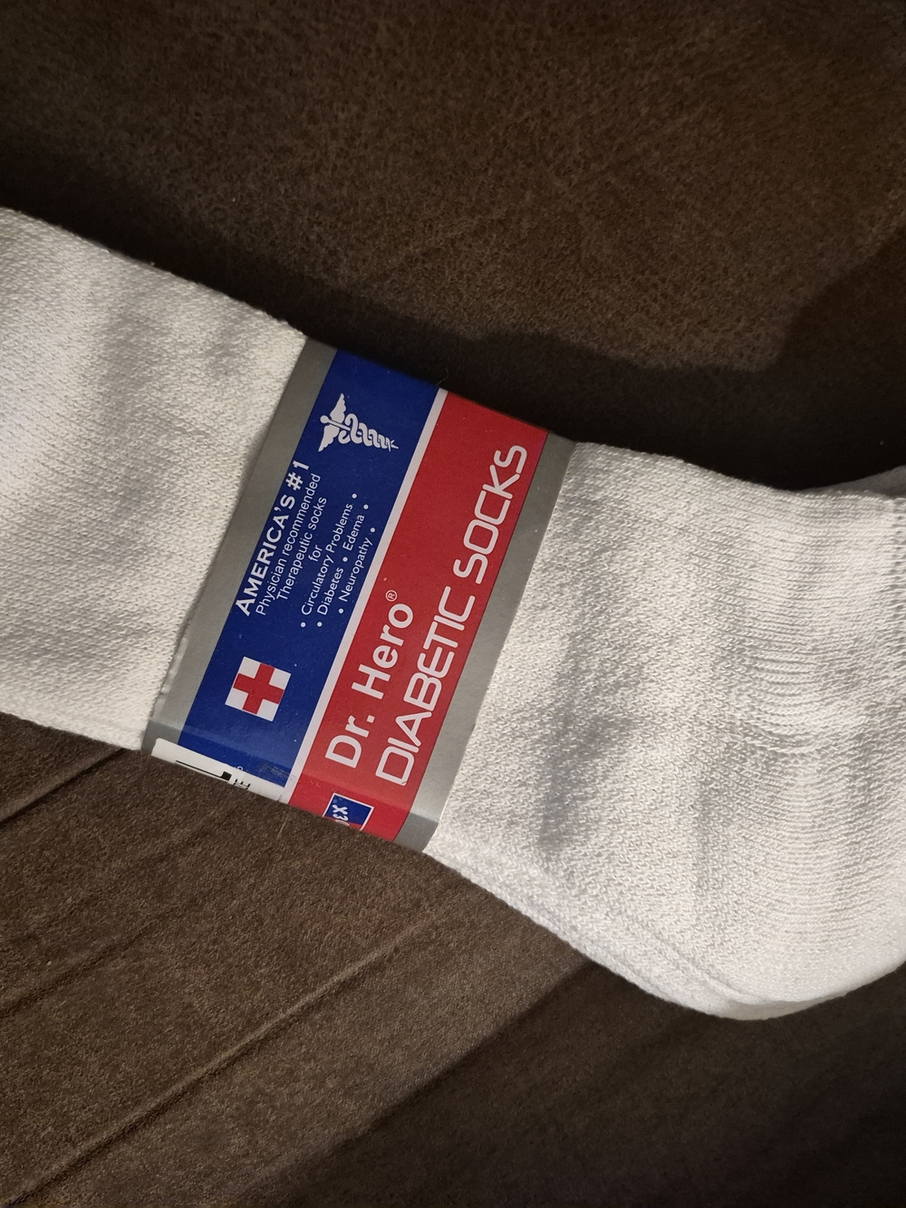 Source Unknown White Men's Diabetic Crew Socks